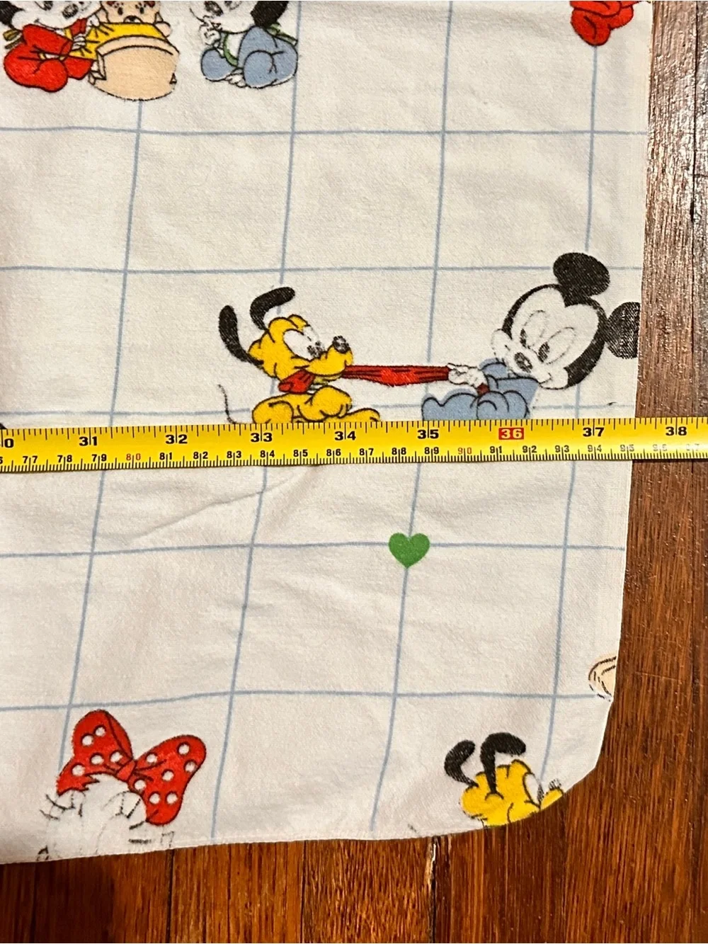 Vintage 1984 Dundee Disney Babies Flannel Baby Blanket Hearts Mickey Mouse